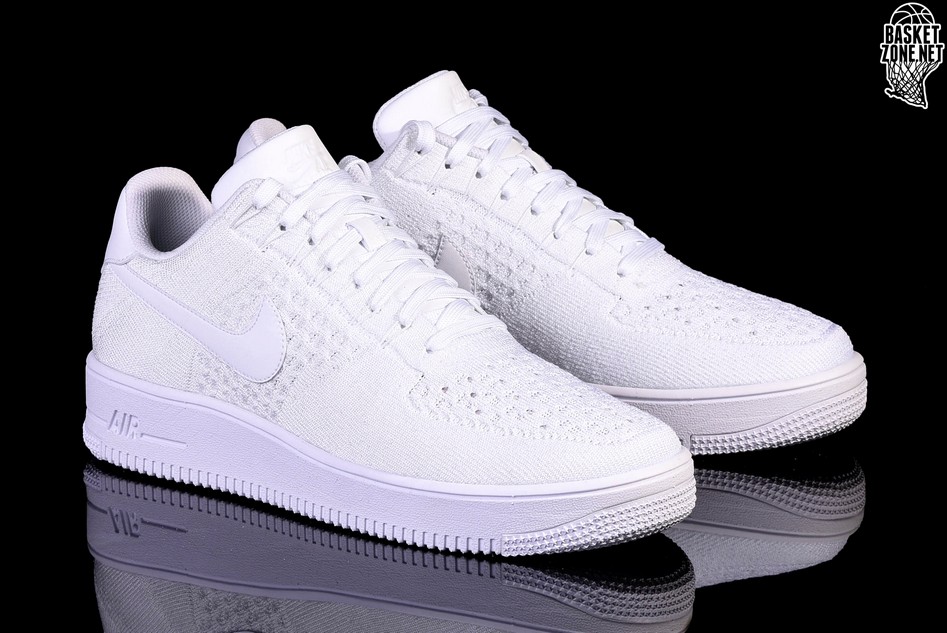 nike air force flyknit white low