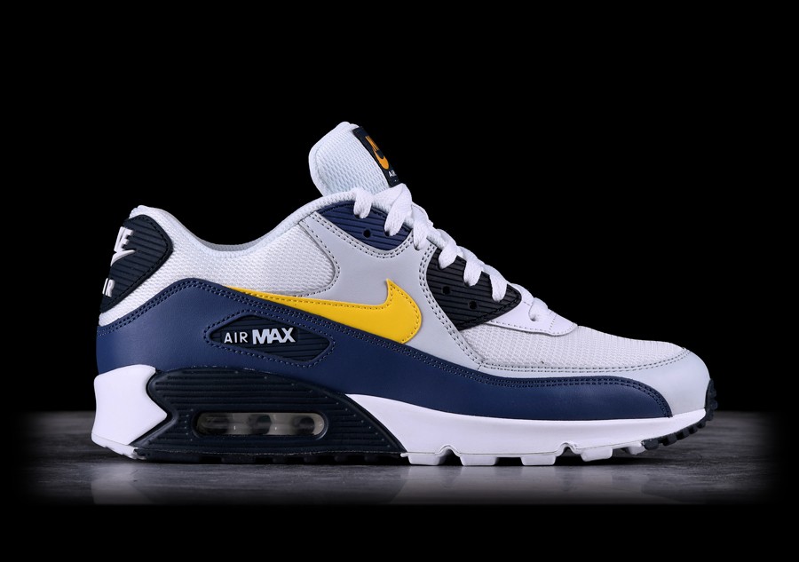 nike air max 90 essential outfit