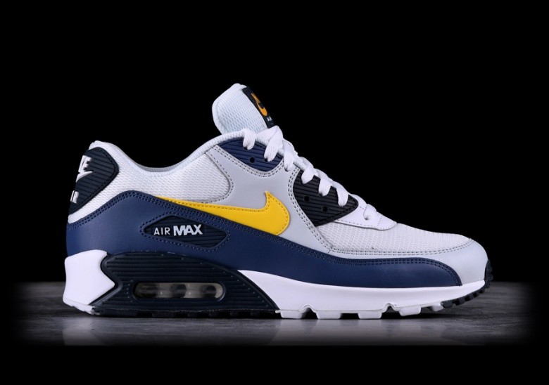 NIKE AIR MAX 90 ESSENTIAL MICHIGAN