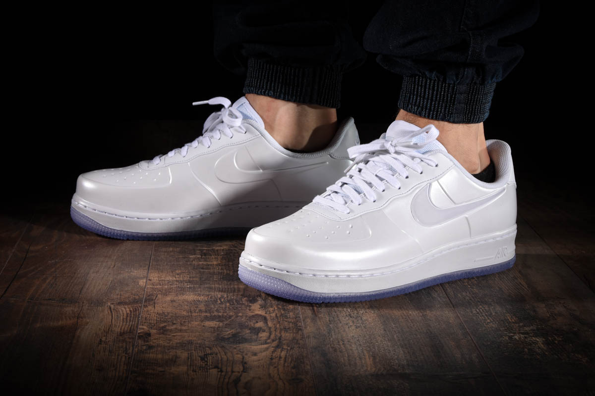 NIKE AIR FORCE 1 FOAMPOSITE PRO CUP 