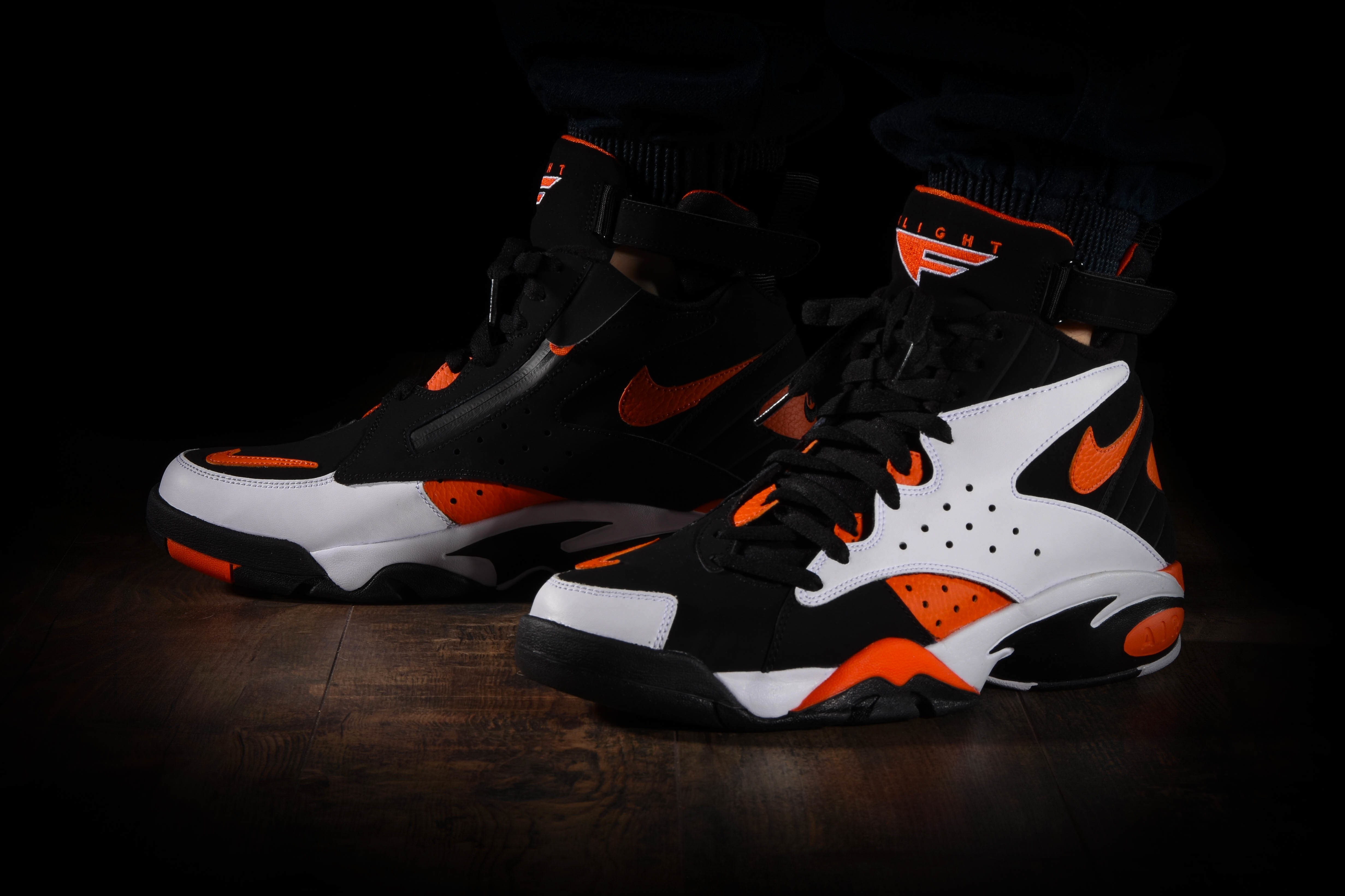 NIKE AIR MAESTRO II LTD RUSH ORANGE