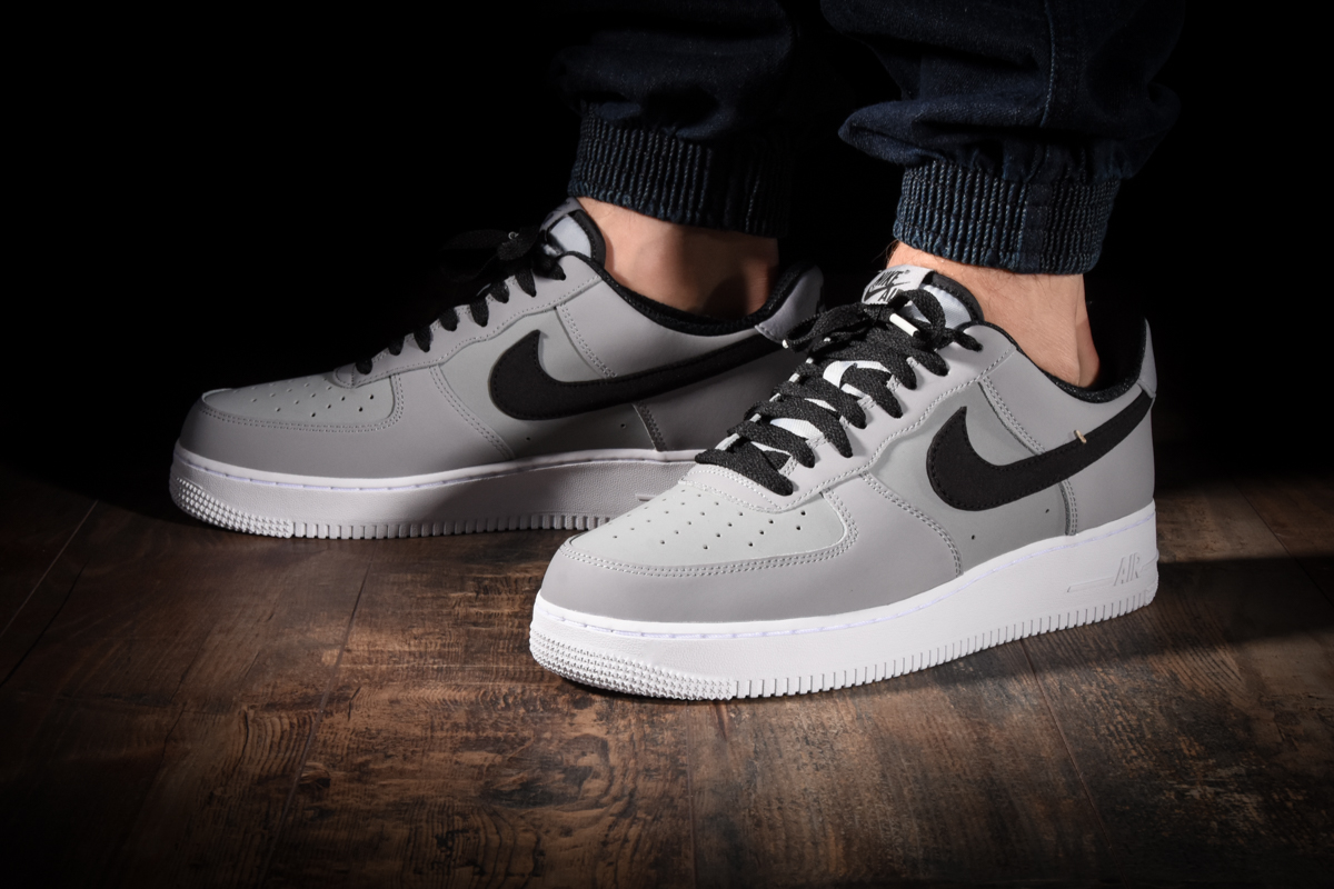 Nike air force grey and black online