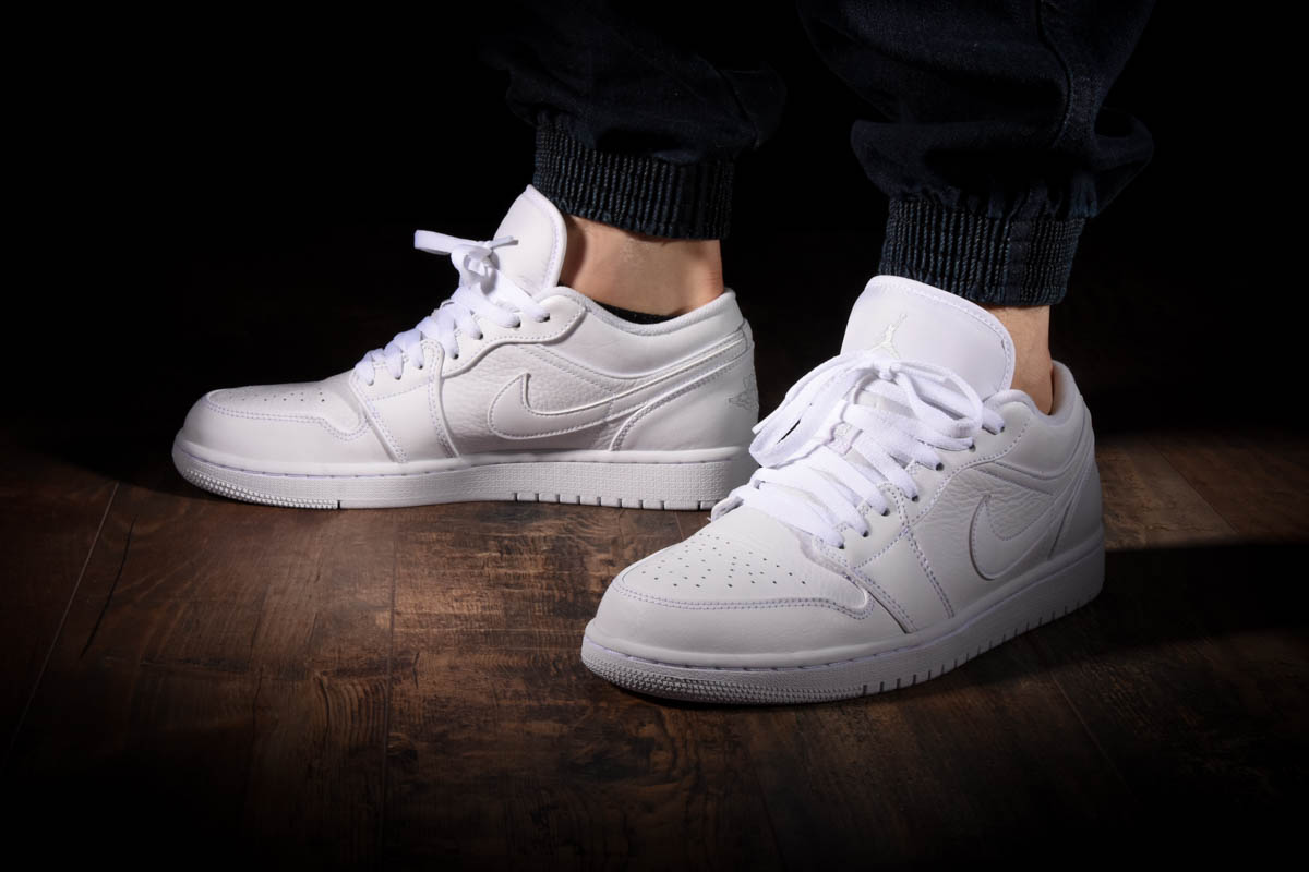 Jordan 1 retro all white 2025