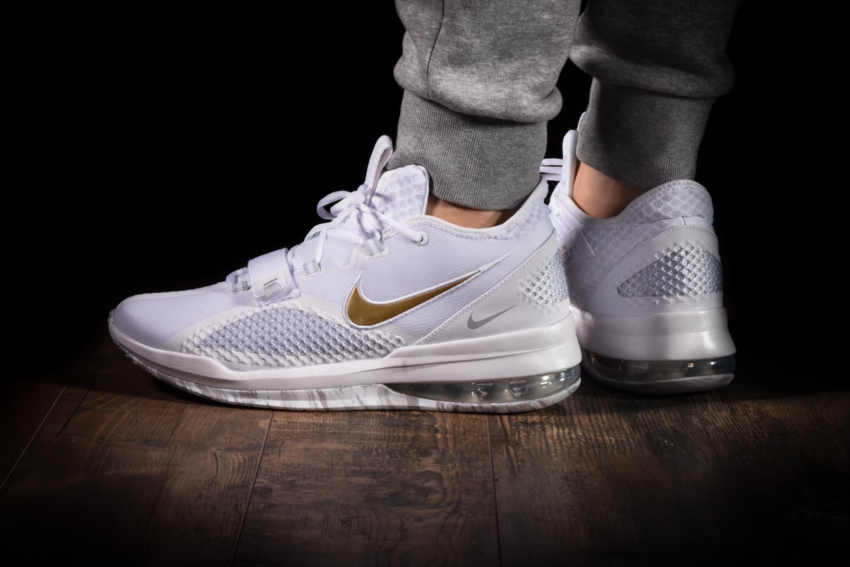 Nike air force max low gold online