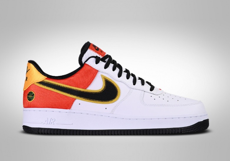 NIKE AIR FORCE 1 LOW '07 LV8 RAYGUNS Bílé cena 3885,00kč