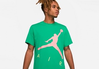 NIKE AIR JORDAN JUMPMAN AIR HBR CREW TEE STADIUM GREEN