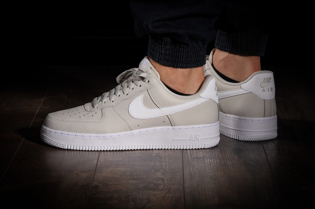 NIKE AIR FORCE 1 LOW '07 LIGHT BONE for £115.00 | kicksmaniac.com