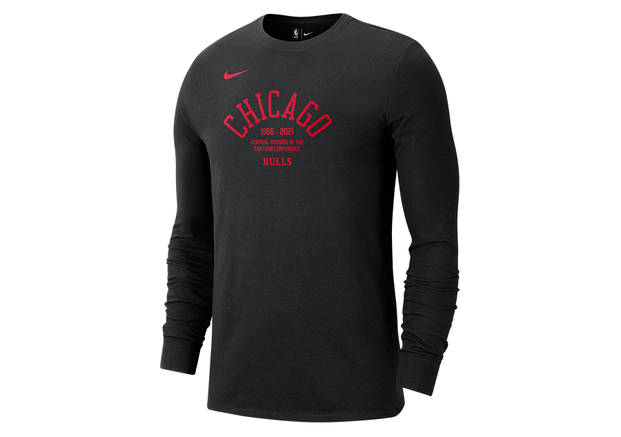 NIKE NBA CHICAGO BULLS COURTSIDE ELEMENT LONG-SLEEVE TEE BLACK