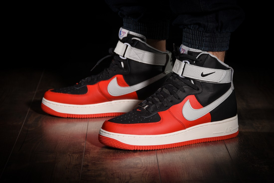 NIKE AIR FORCE 1 HIGH '07 LV8 NBA 75th ANNIVERSARY CHILE RED