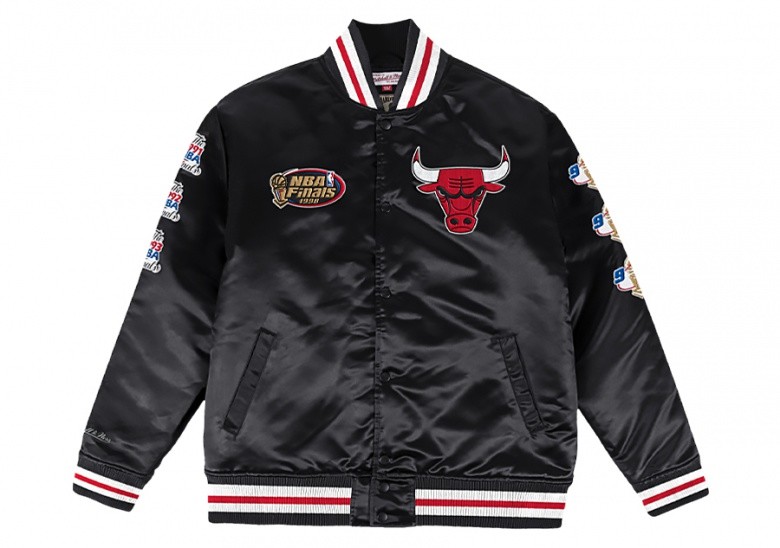 mitchell & ness champ city satin jacket chicago bulls